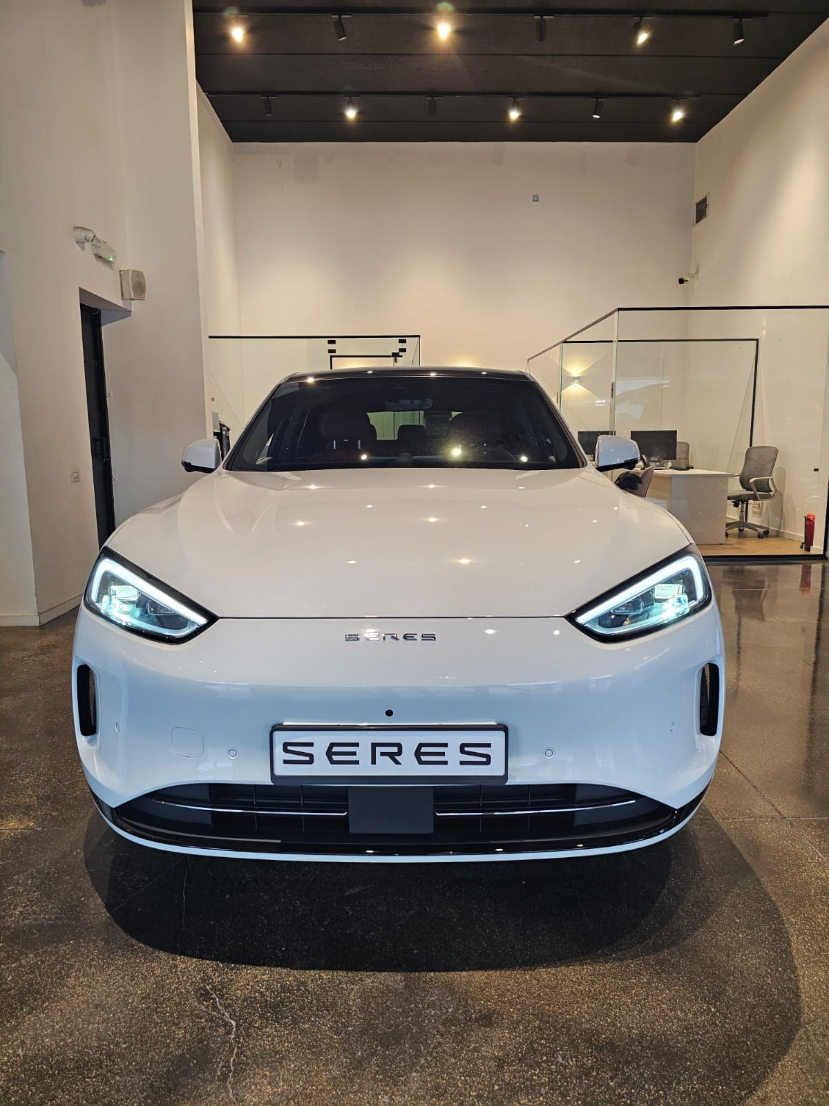 Seres m5 2