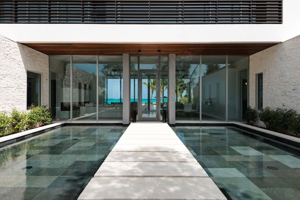 How to stay in your own private mansion in turks and caicos