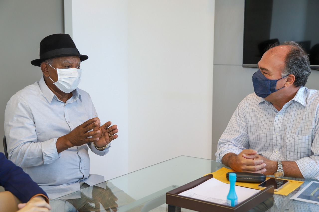 Prefeitos eleitos apresentam demandas ao senador Fernando Bezerra