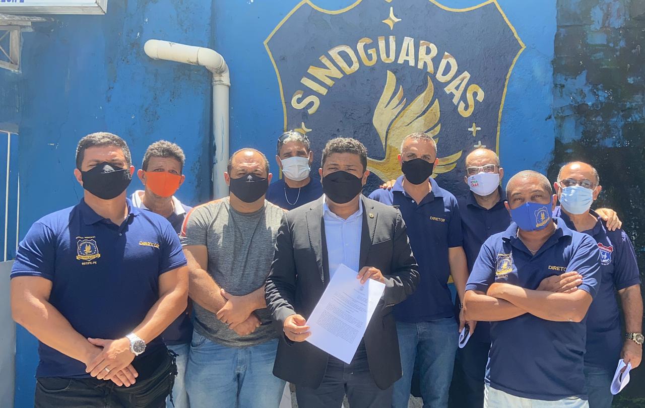 Guardas Municipais se reúnem com Joel da Harpa para tratar prioridade na vacinação