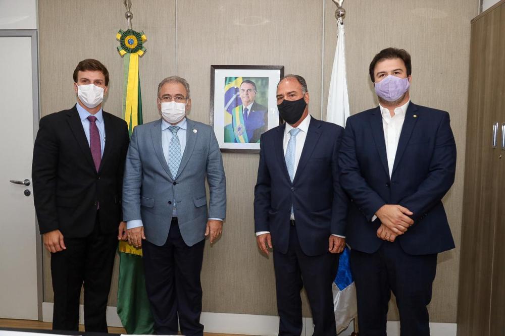 Hospital da Criança de Petrolina é pauta de reunião de Miguel Coelho com ministro da Saúde Hospital da Criança de Petrolina é pauta de reunião de Miguel Coelho com ministro da Saúde