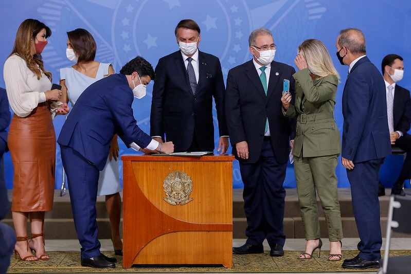 Projeto de Eduardo da Fonte é sancionado e Teste do Pezinho ampliado, com 53 diagnósticos possíveis, vira Lei