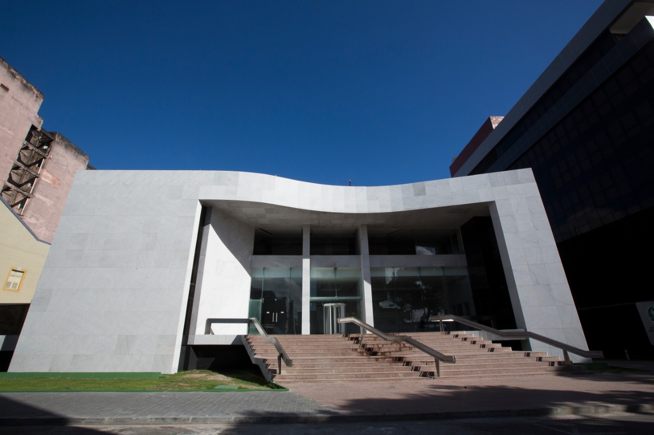 Alepe discute a PEC da nova administração pública