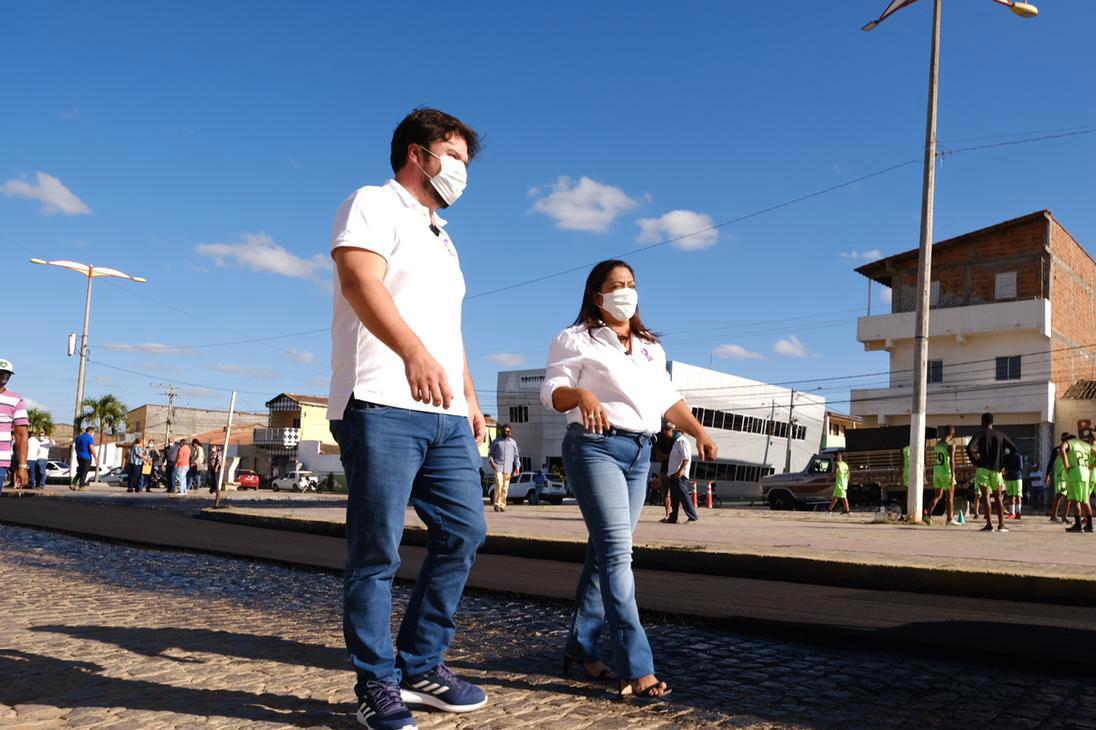 Fernando Filho anuncia recursos para saúde e pavimentação de municípios do Araripe