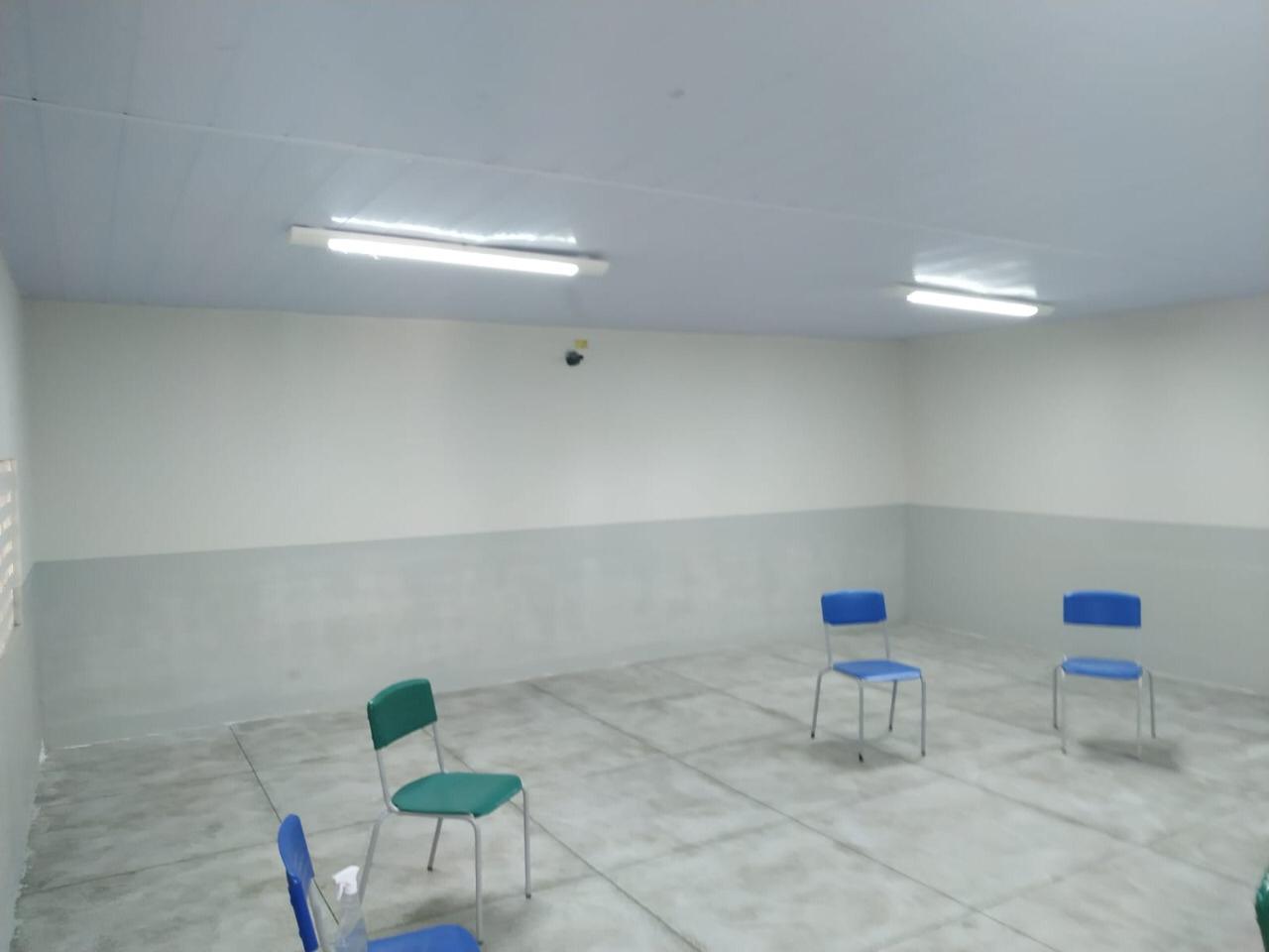 Lucas Ramos celebra avanço da reforma da Escola Municipal Evandro Ferreira dos Santos, que será concluída já em setembro