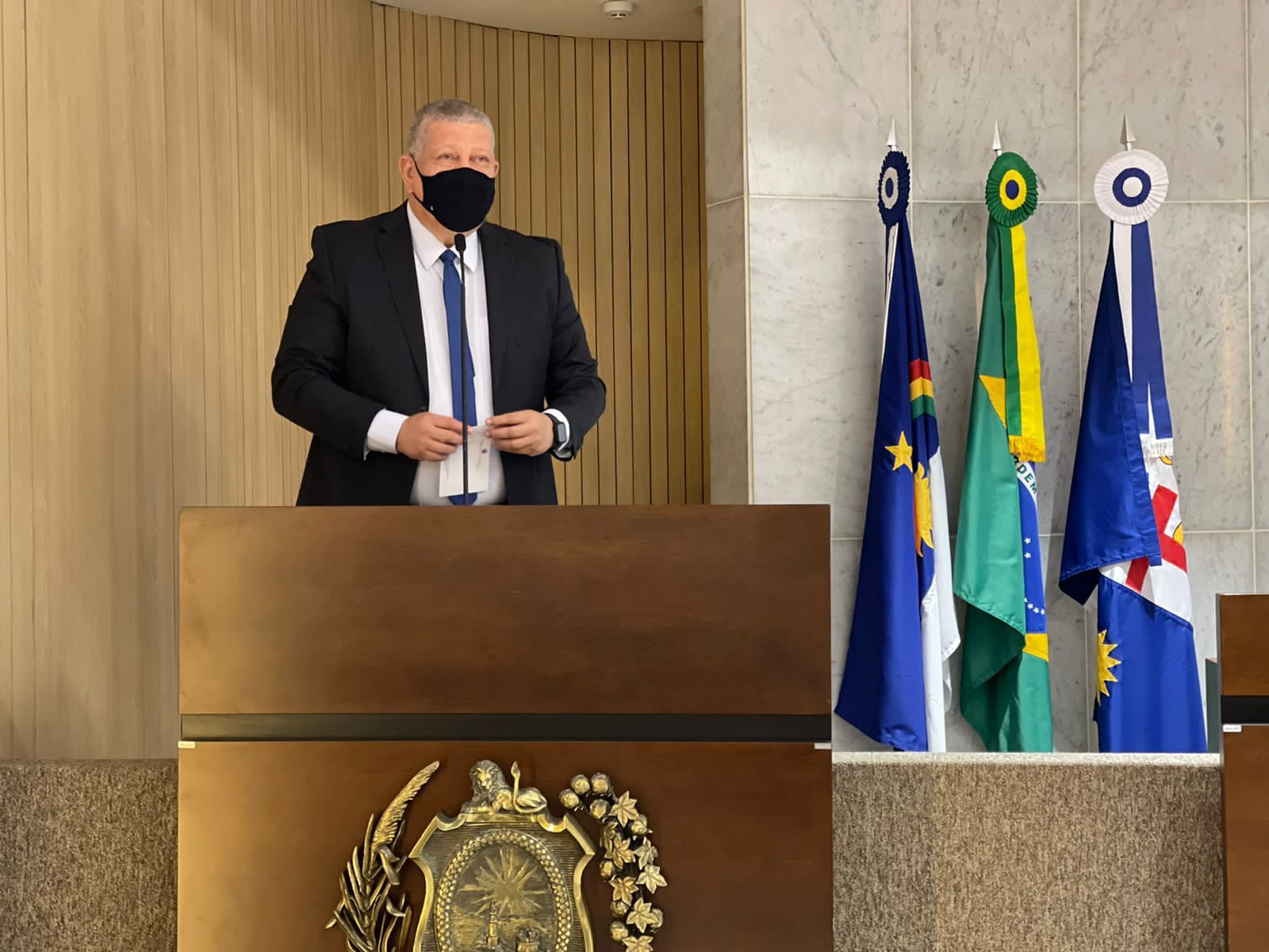 Isaltino propõe referendo para PEC 32