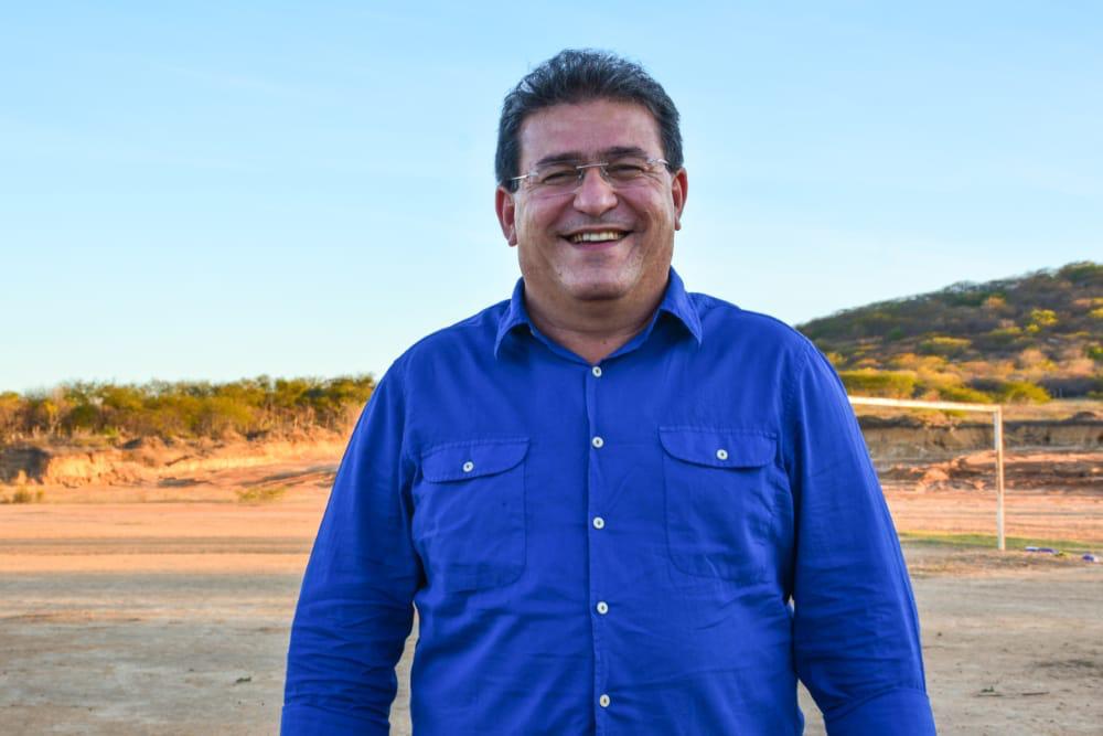 Em nova rodada de pesquisa, Duque sobe para 61,5% de intenções de voto