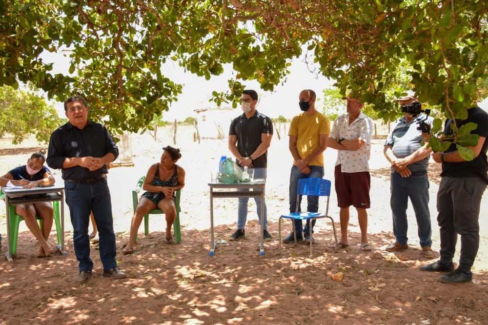 Luciano Duque visita assentamentos em São José do Belmonte