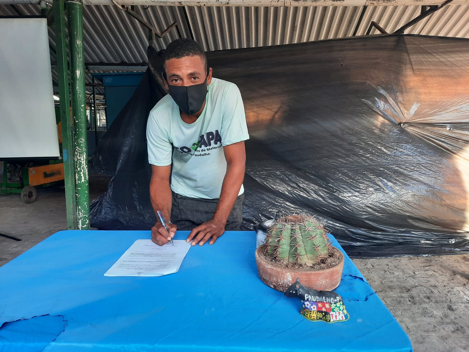 Prefeitura do Paudalho realiza evento para assinatura de contrato entre a COOPCAPA e o Programa ViraSer