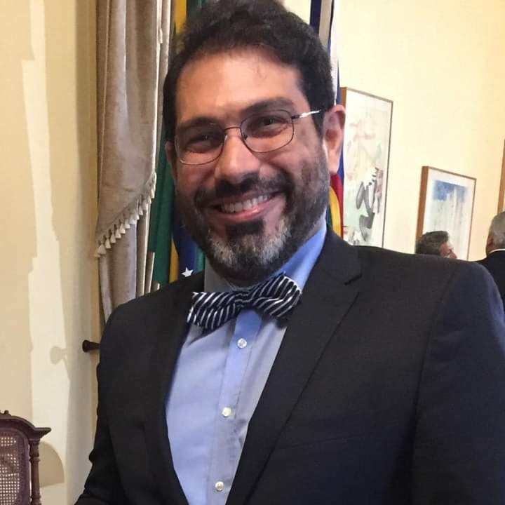 Academia Pernambucana de Letras elege George Cabral para a cadeira 11