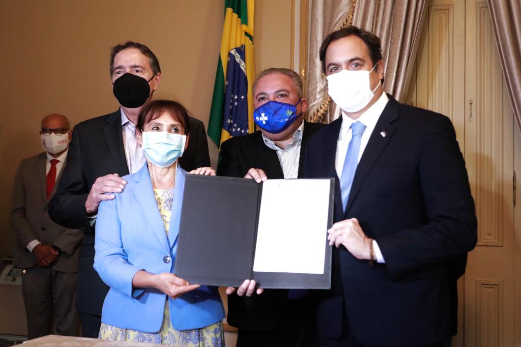 Paulo Câmara lança programa de prevenção e tratamento do câncer do colo de útero