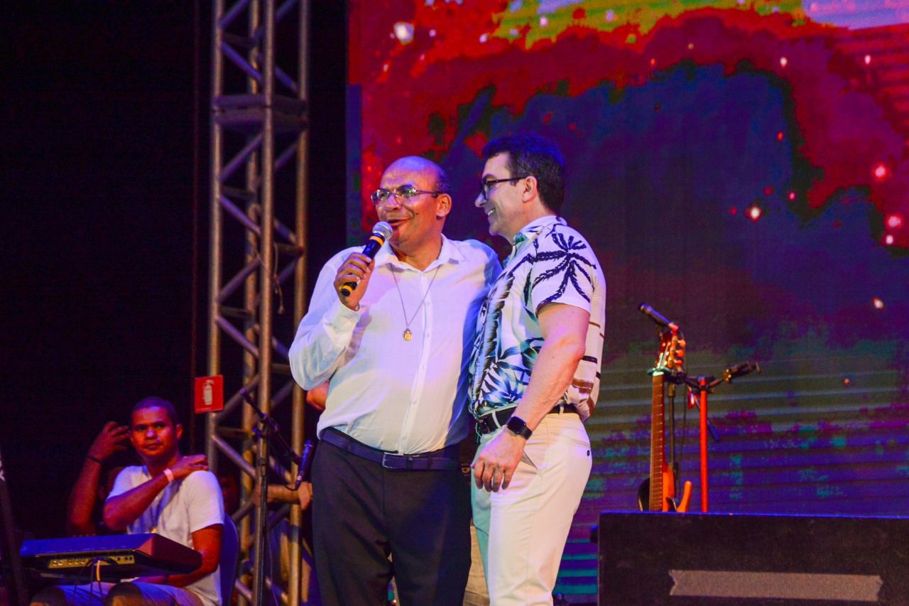 Padre Fábio de Melo participa de jantar beneficente no Recife em prol da causa de beatificação de Dom Helder Câmara no Recife