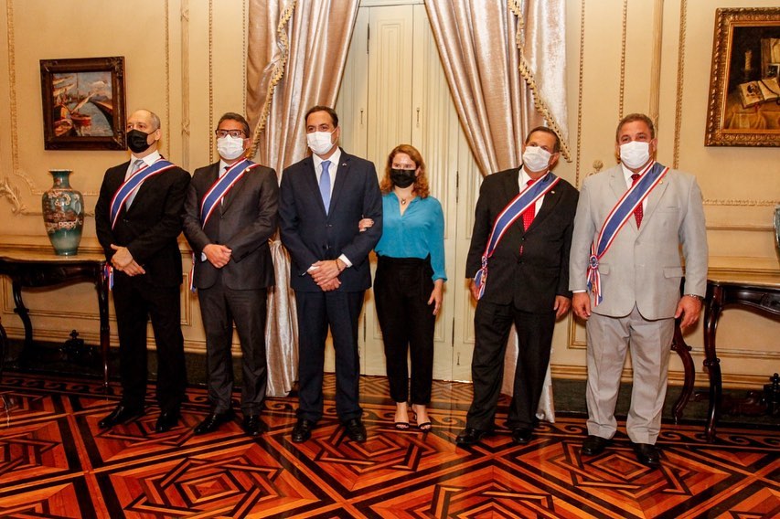 Presidente da Alepe é homenageado por atuação de combate à pandemia