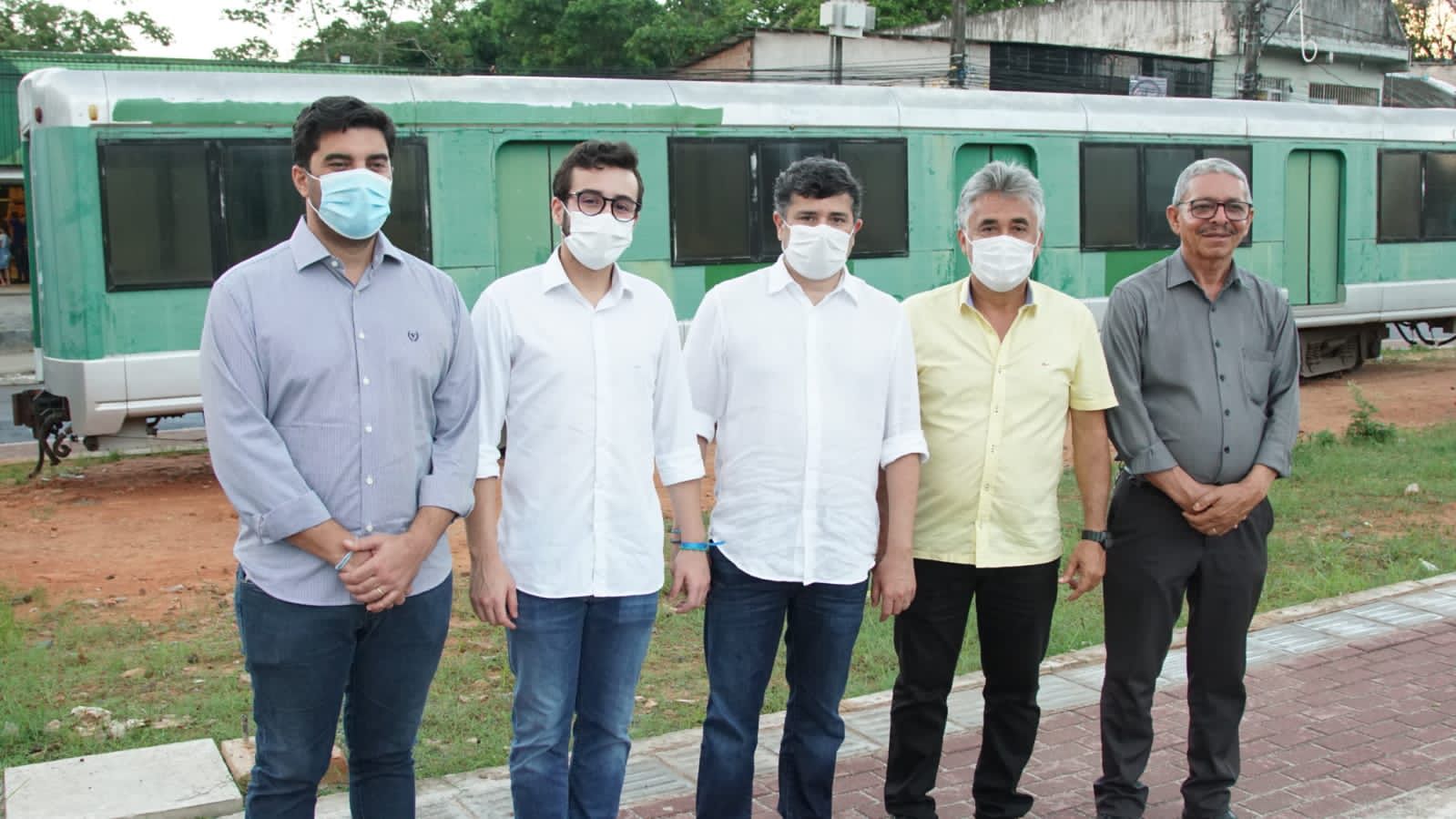 Eduardo da Fonte anuncia construção de uma escola e uma creche para Moreno