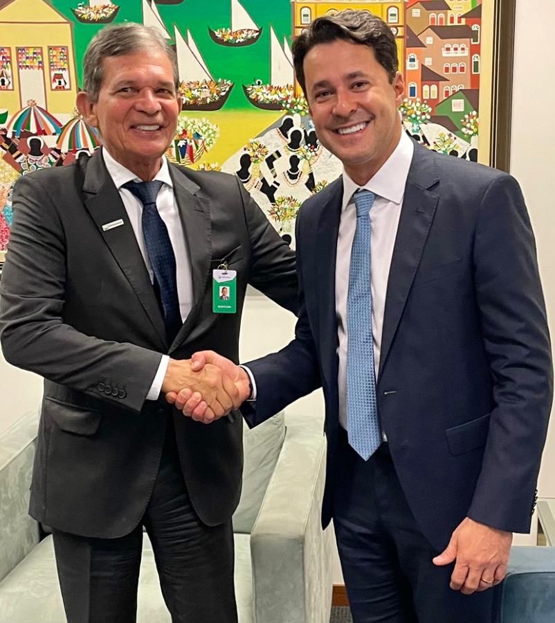 Presidente da Petrobras recebe o prefeito Anderson Ferreira para tratar da conclusão da Refinaria Abreu e Lima