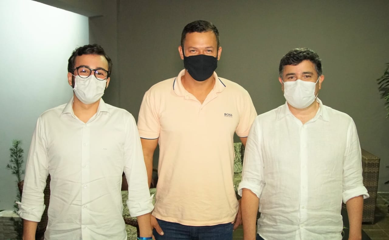 Eduardo da Fonte (PP) é recebido pelo prefeito Luiz Aroldo (PT) e trata de investimentos para Águas Belas