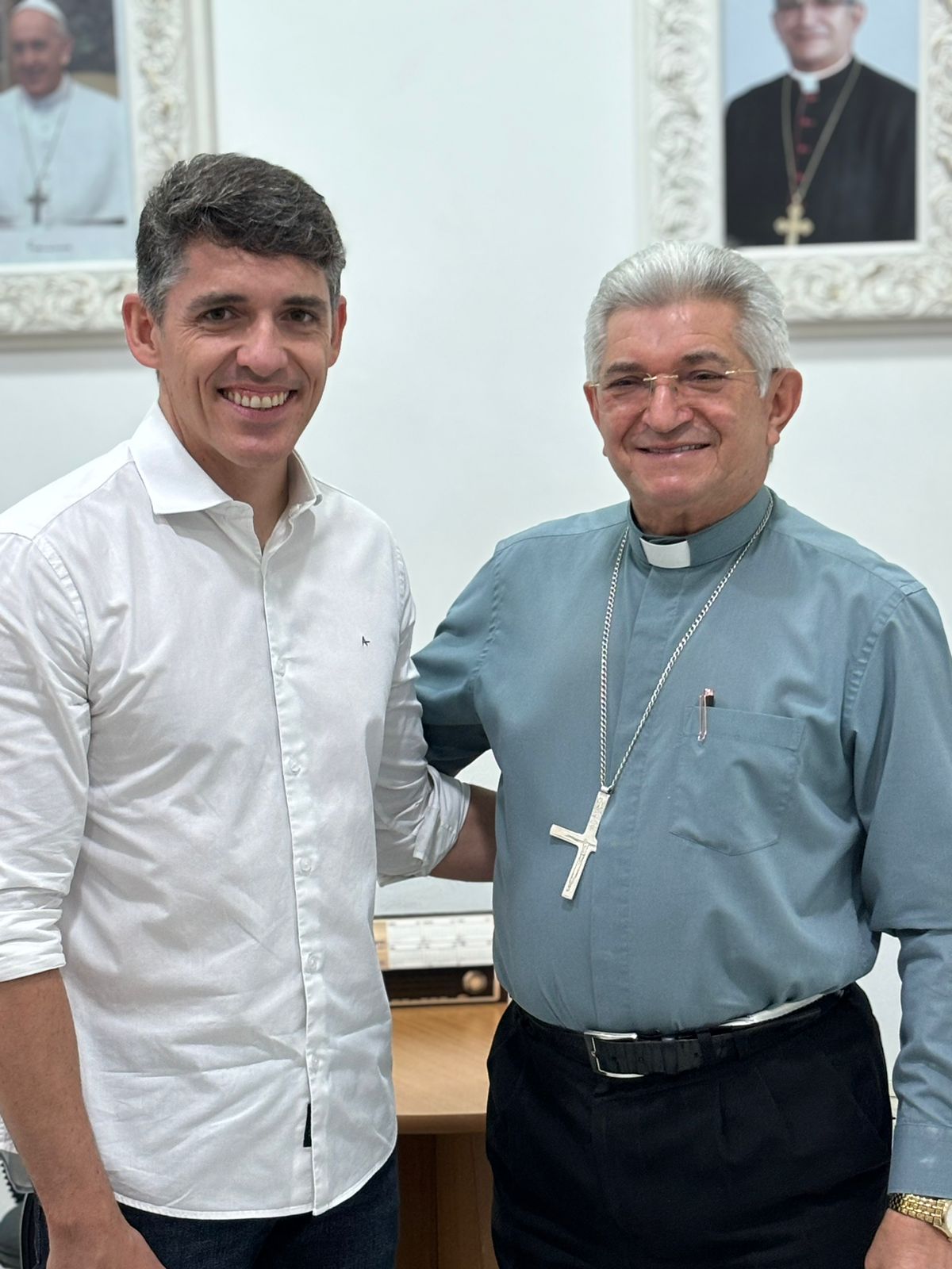 Tovar visita bispo de Campina Grande e destaca destinação de emendas para projetos apoiados pela igreja