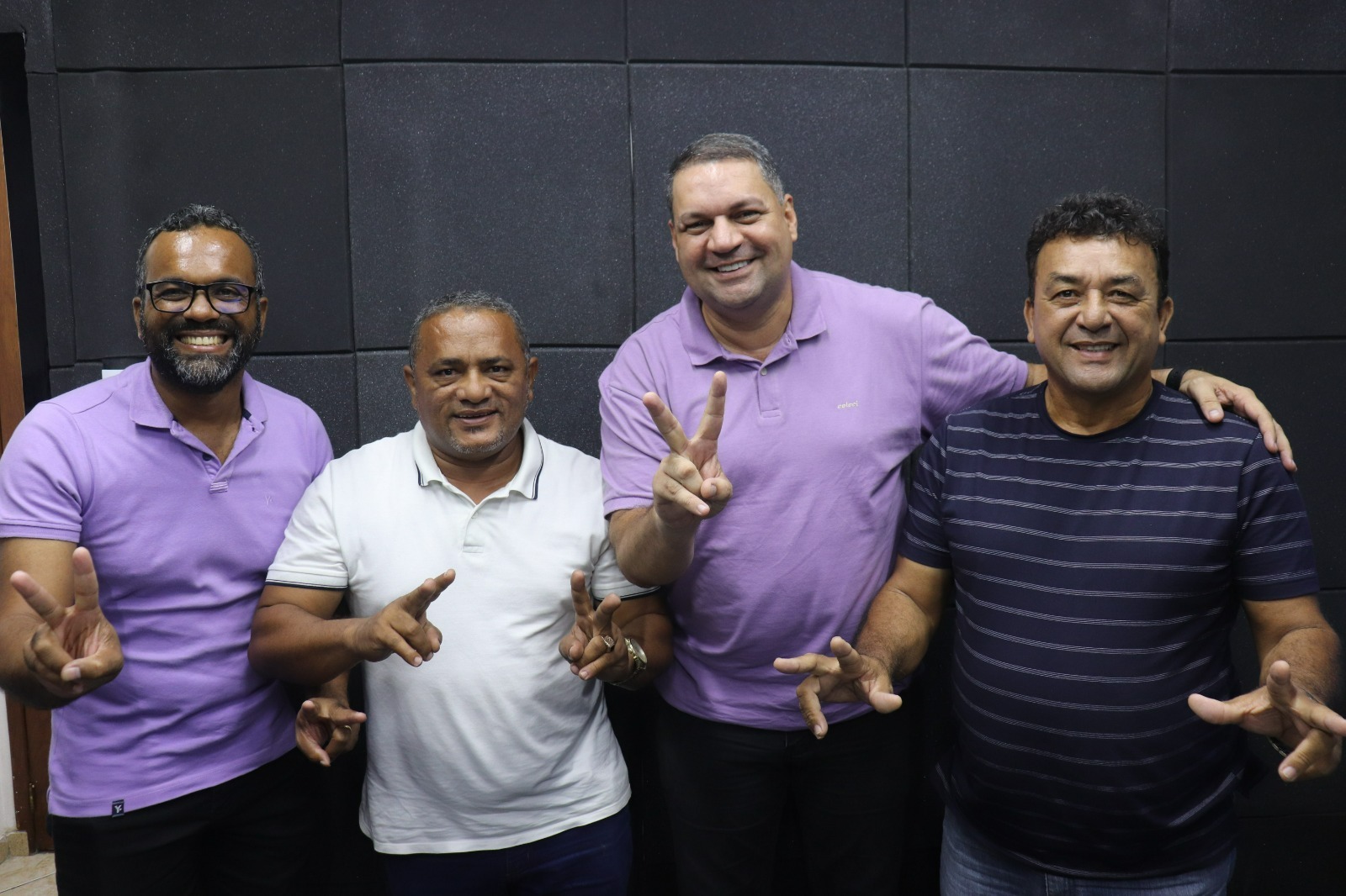 Três vereadores confirmam adesão à candidatura de Júnior de Salete para presidente da câmara de Carpina