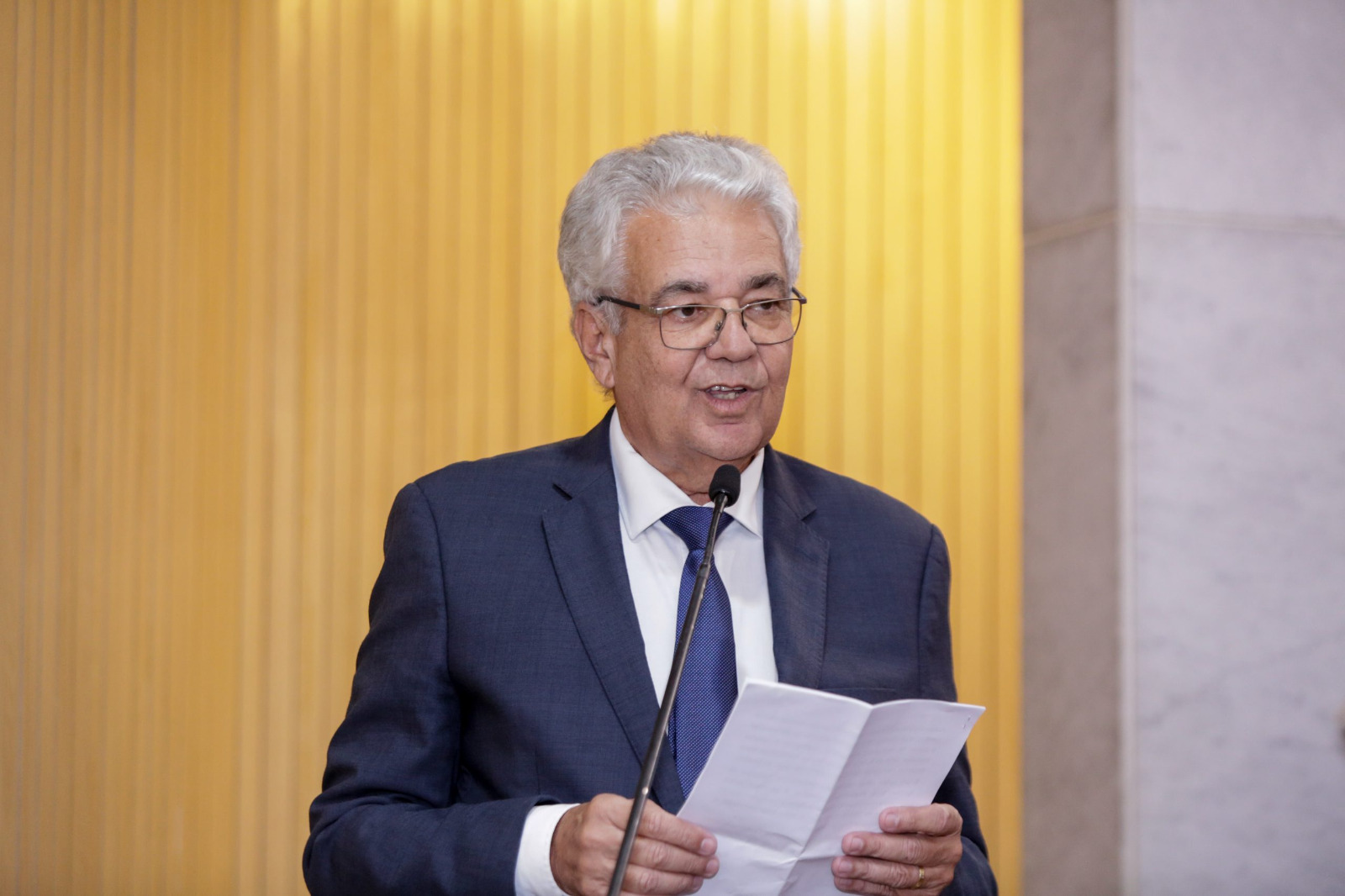 Antônio Moraes comemora restauração da ponte na Trilha dos Holandeses, em Itamaracá