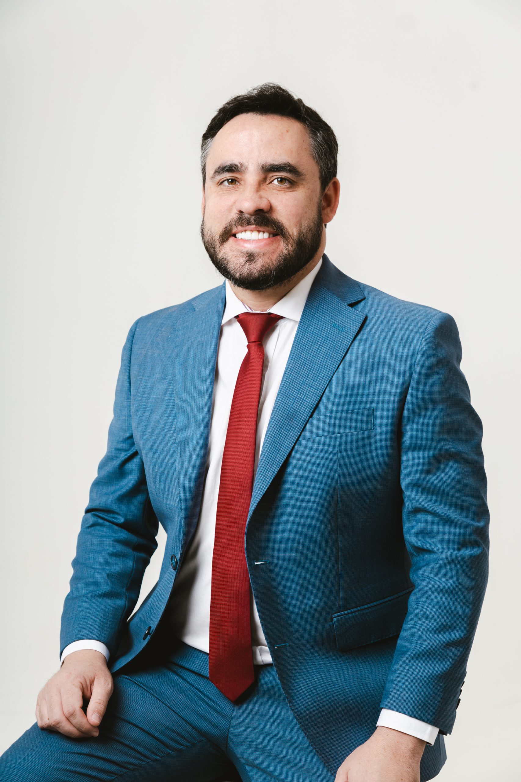 Ingrid Zanella recua e anuncia anuidade zero para jovem advocacia; Almir Reis fala em “vitória” da jovem advocacia”