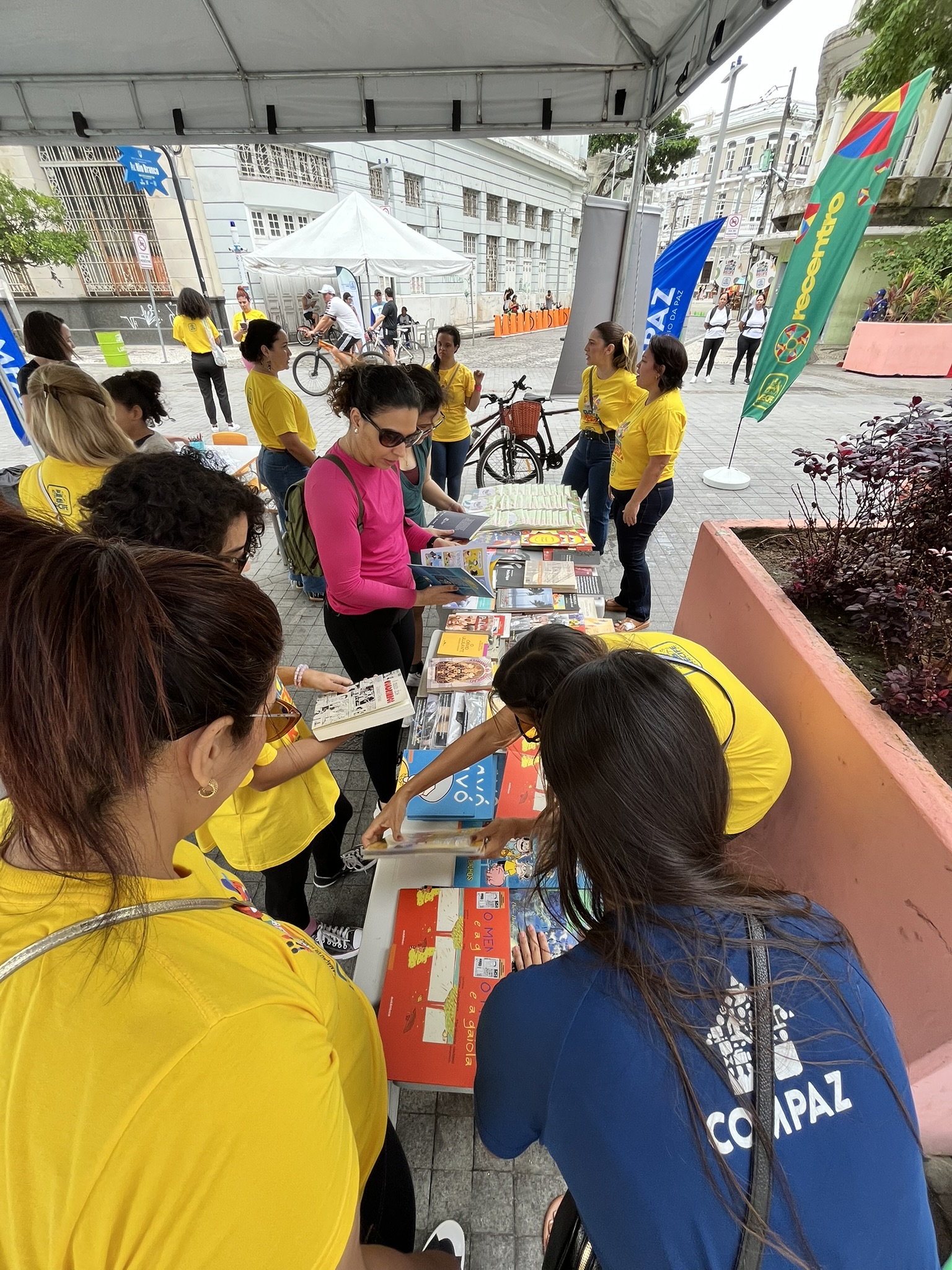 Prefeitura do Recife lança campanha para arrecadar livros e incentivar a leitura