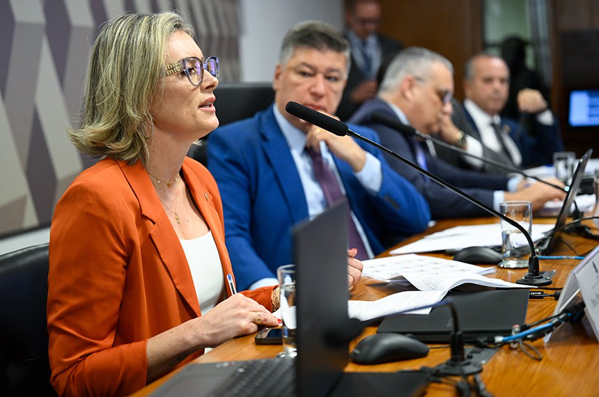 Defensora pública aponta à CPMI fraudes no INSS desde 2019
