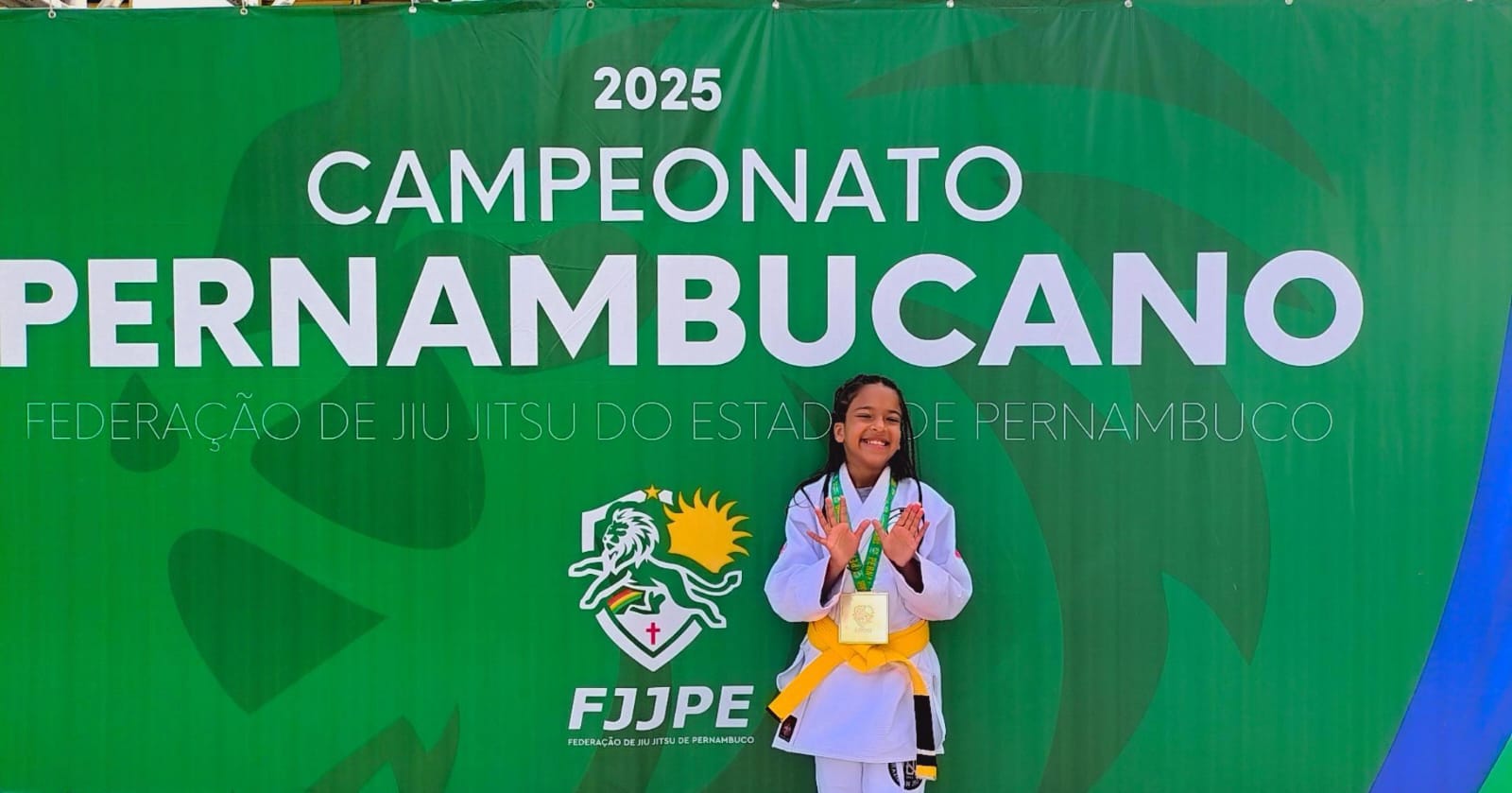 Alunos de Jiu-jitsu do Compaz Paulo Freire brilham no Campeonato Pernambucano