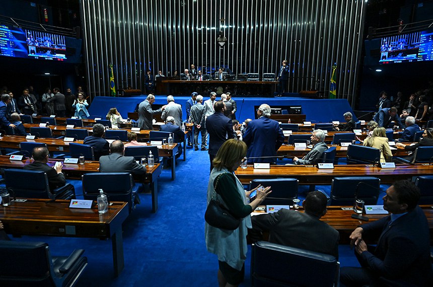 Por 45 votos a 26, Senado aprova recondução de Gonet na PGR