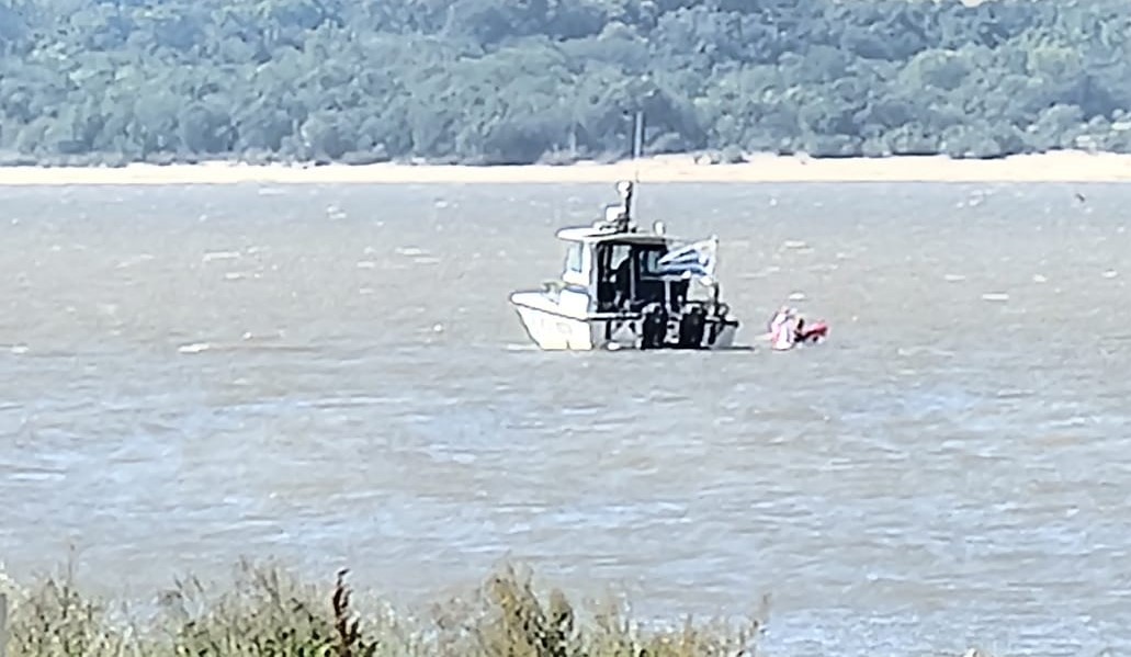 La policía también dio su versión sobre la niña a la deriva en Playa Corbacho