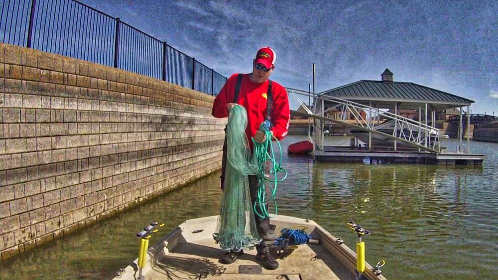 How To Throw a Cast Net The Easy Way