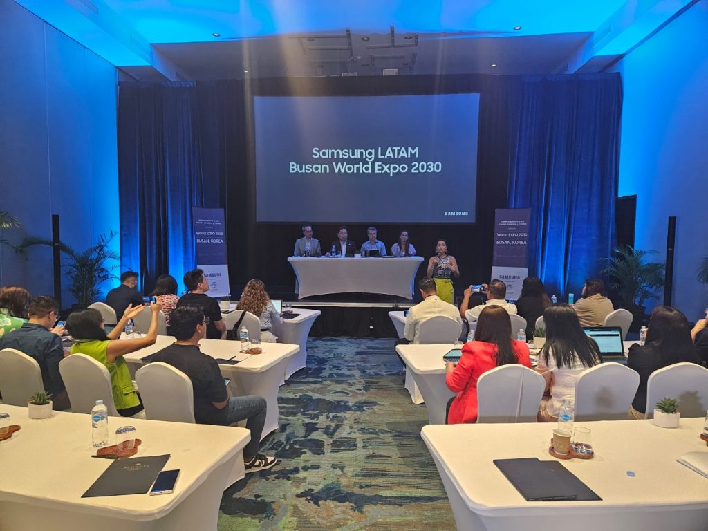 Round-Table1-1024x768-1