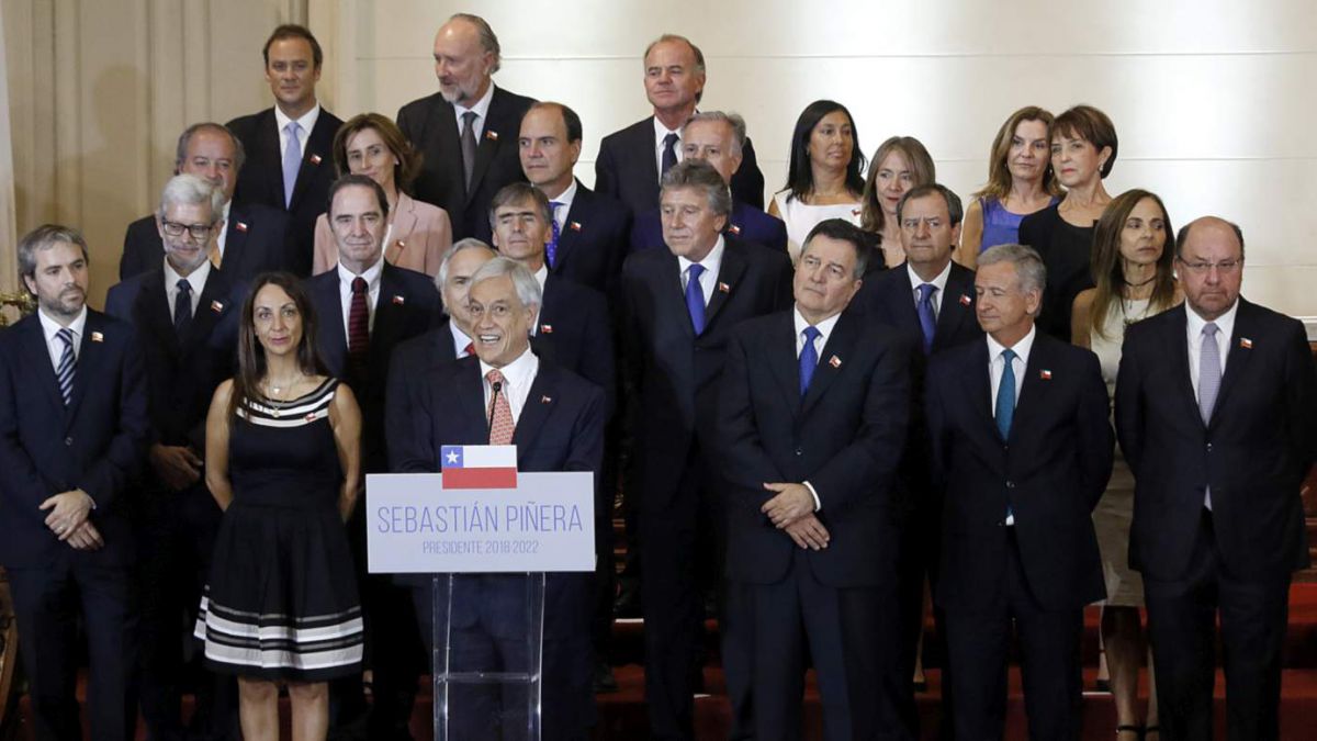 Cinco nuevos ministros forman parte del #gabinete desde hoy. Chile Primeros 50 Dias Del Gobierno Pinera Celag