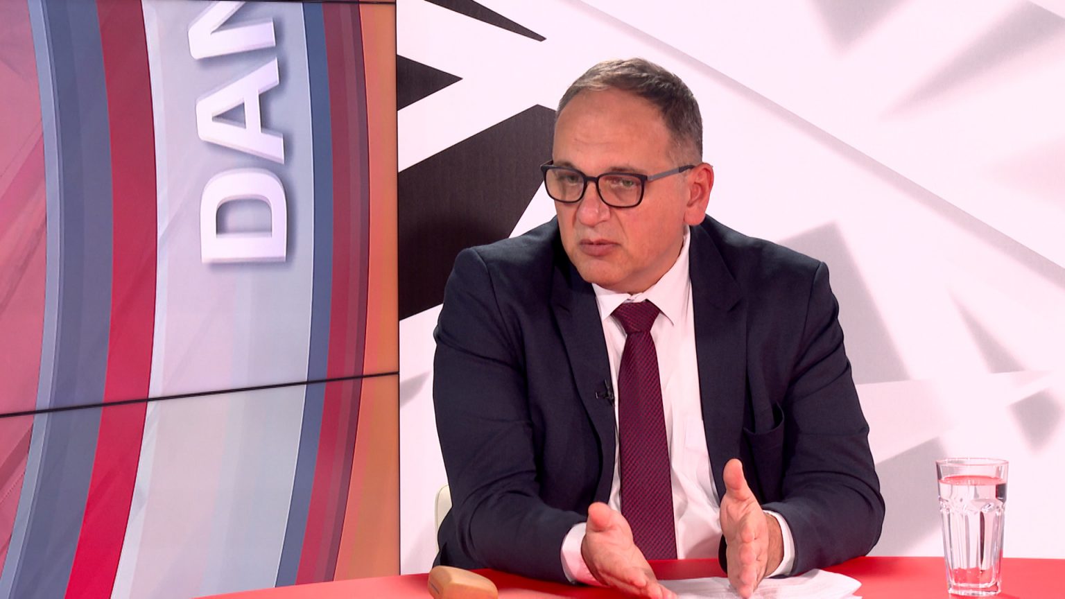 Trešnjev: Brnabić da dostavi dokaze o spremanju atentata na Vučića