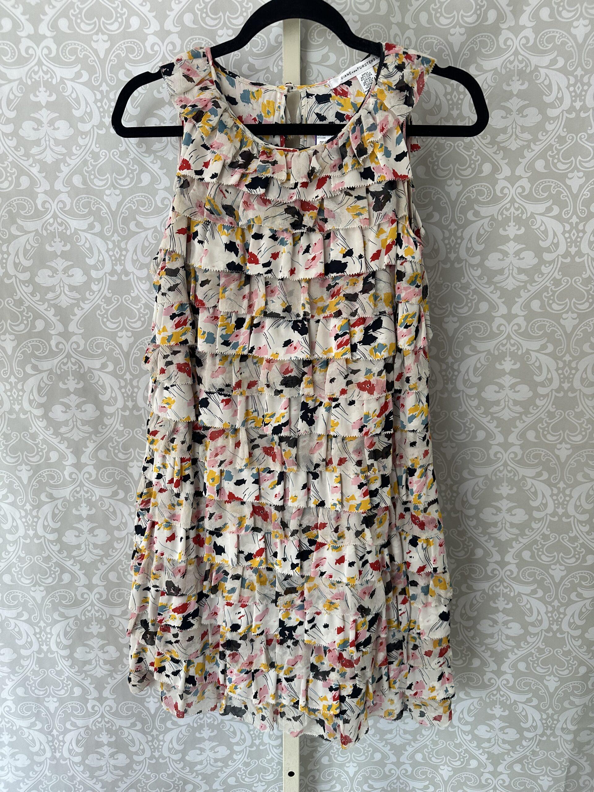 Diane Von Furstenverg ワンピース 新品タグ付き DIANE von FURSTENBERG 総柄ワンピース - メルカリ