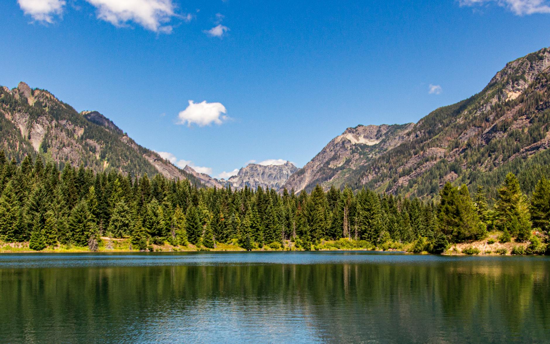 lake and forest in mountains