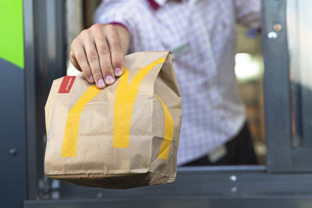 Mcdonald's Cerca Personale: Possibilità Di Guadagnare Fino A 2000 Euro 800_x_1200_jpg