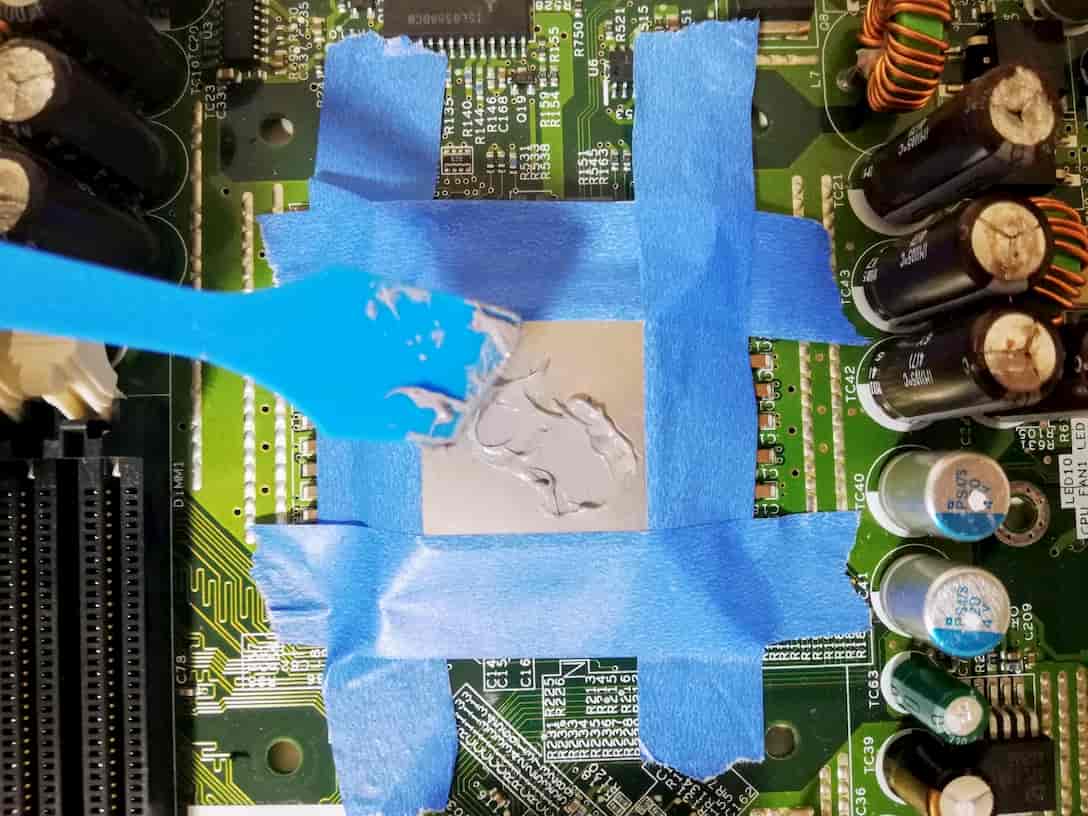 図解】自作PC初心者がCPUグリスの塗り方を色々と試してみた！ | チェス