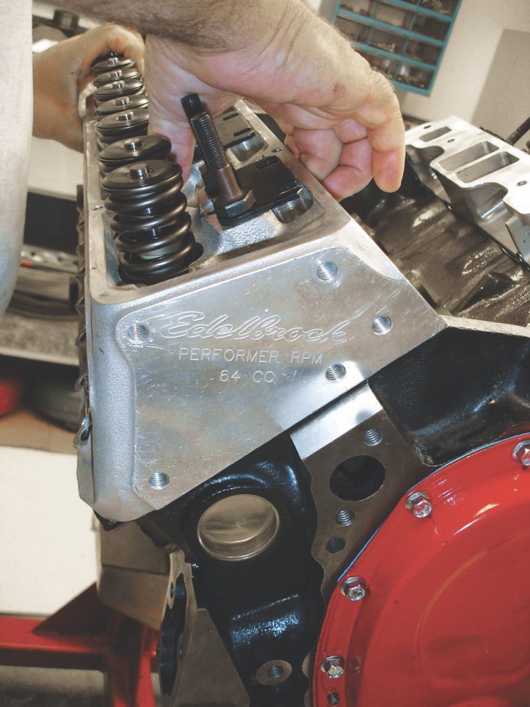 C3 Corvettes Engine Modification Guide - Chevy DIY (23) C3 Corvettes Engine Modification Guide - Chevy DIY (23)