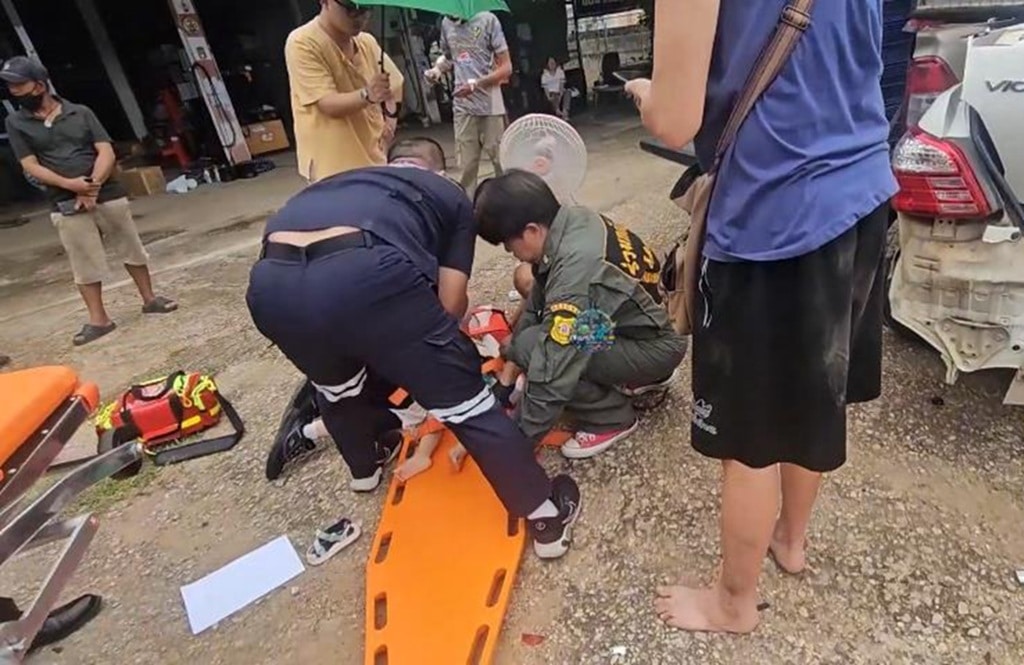 Fatal Road Crash Claims Life of Two-Year-Old Boy in Lampang