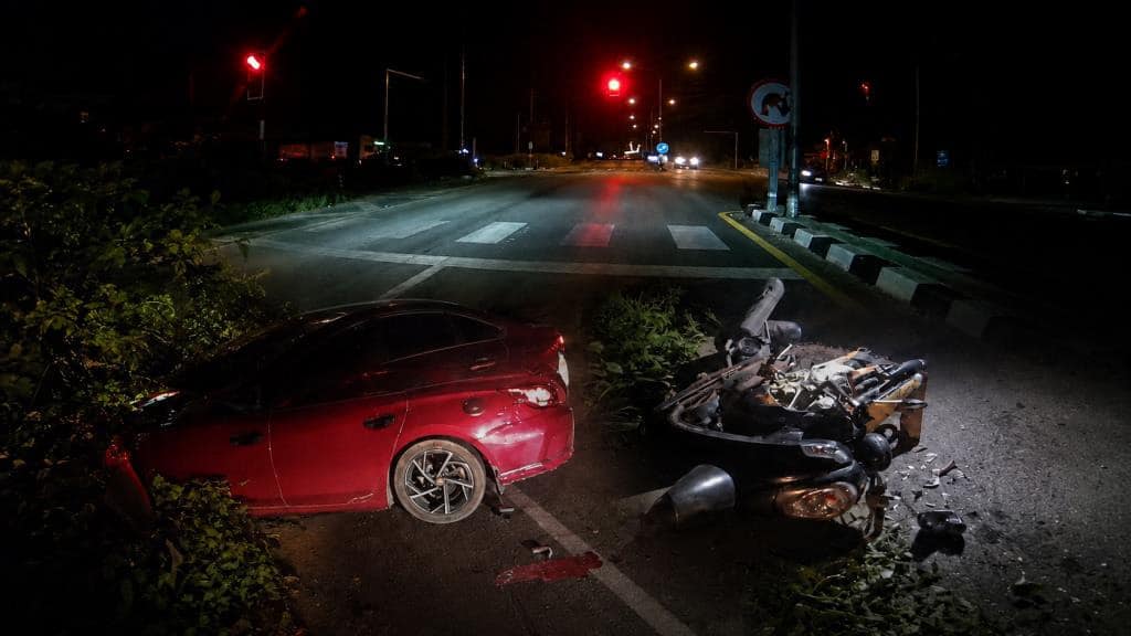 Chiang Rai Doctor Faces Backlash After Crash That Killed Two Students
