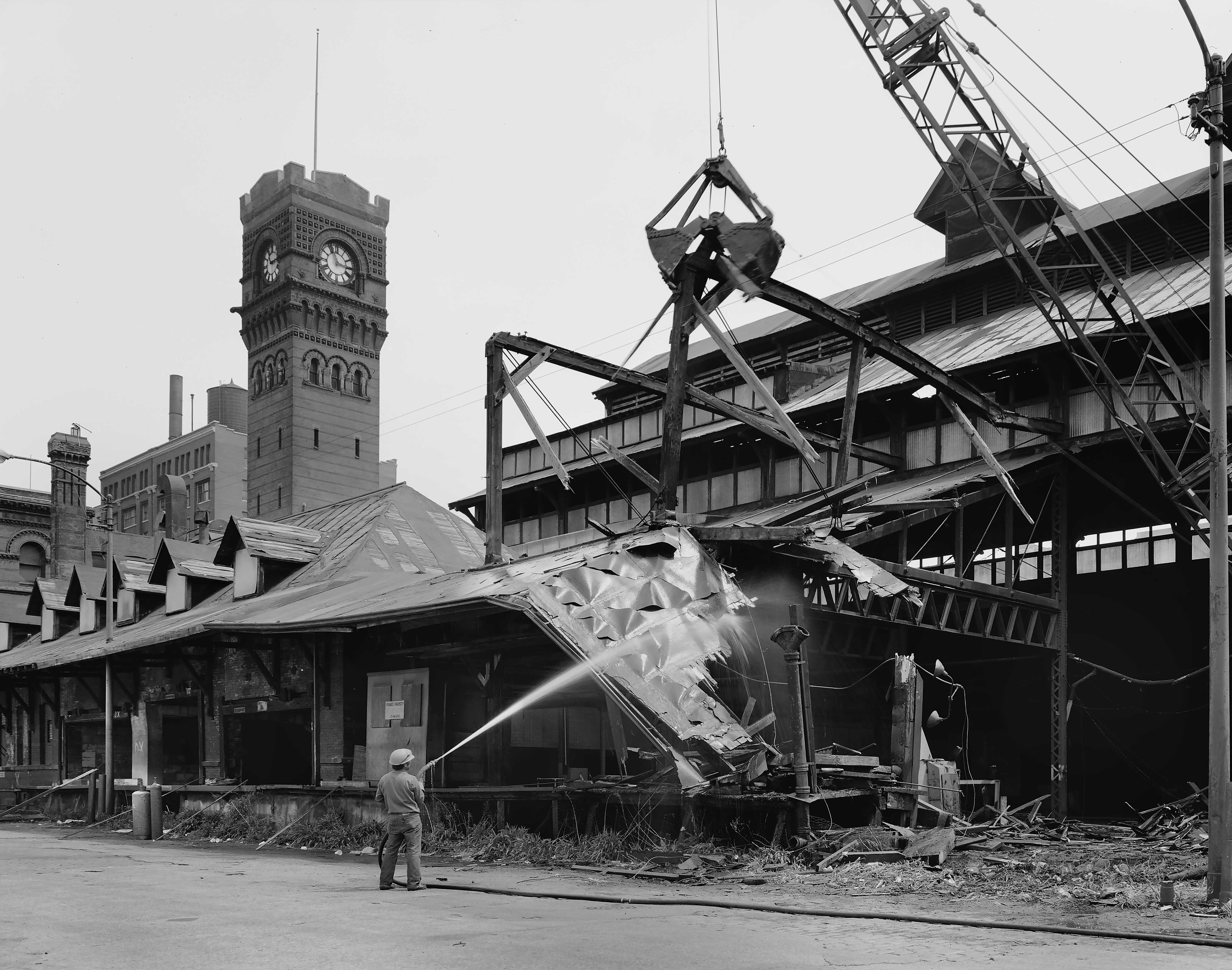 The Dearborn Station Trainshed (47 W. Polk St.) was torn down in 1976. From "Lost in America: Photographing the Last Days of Our Architectural Treasures" by Richard Cahan and Michael Williams. (Cityfiles Press, 2023)