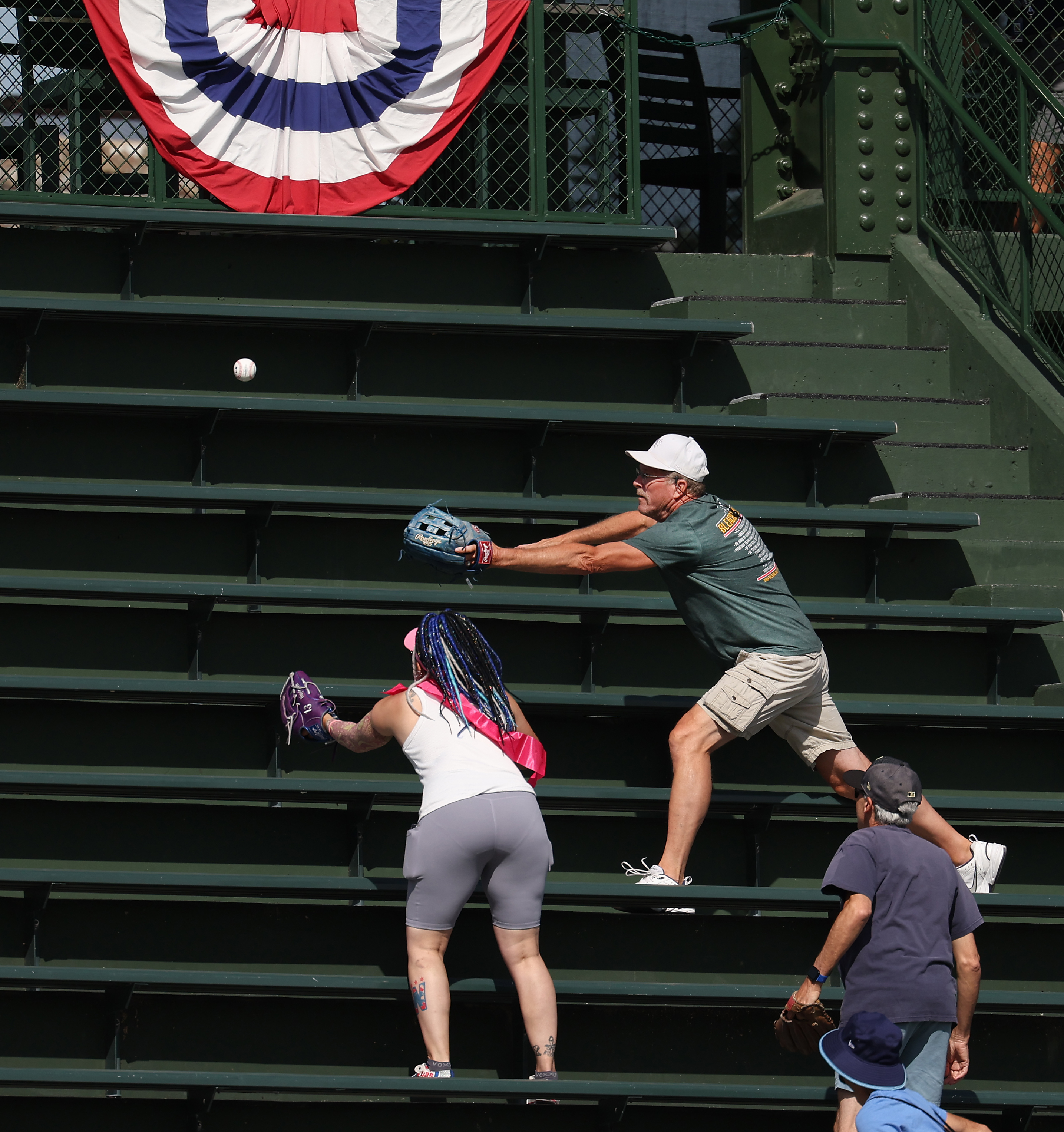 Game 3 photos: Chicago Cubs vs. San Diego Padres