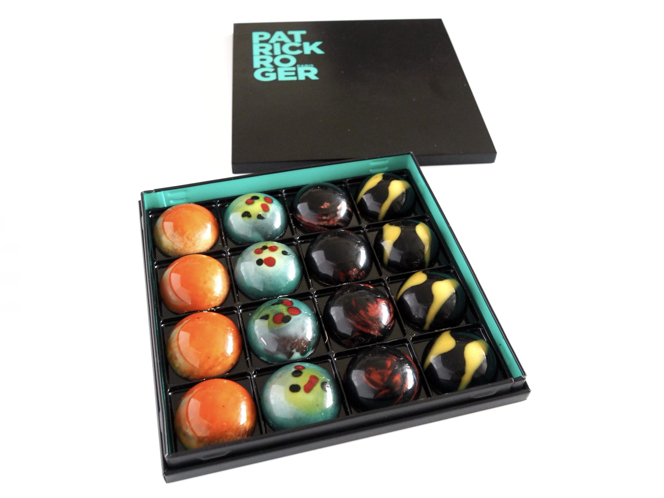 現地購入未開封品⭐︎パトリックロジェ チョコレート アソートメント ドーム入⭐︎ 現地購入未開封品⭐︎パトリックロジェ チョコレート アソート