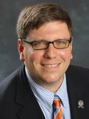 Cleveland 2021: Retweet This: Joe Cimperman’s Engaging One-Man Show Sees Him Reciting His Twitter Archive for Four Hours