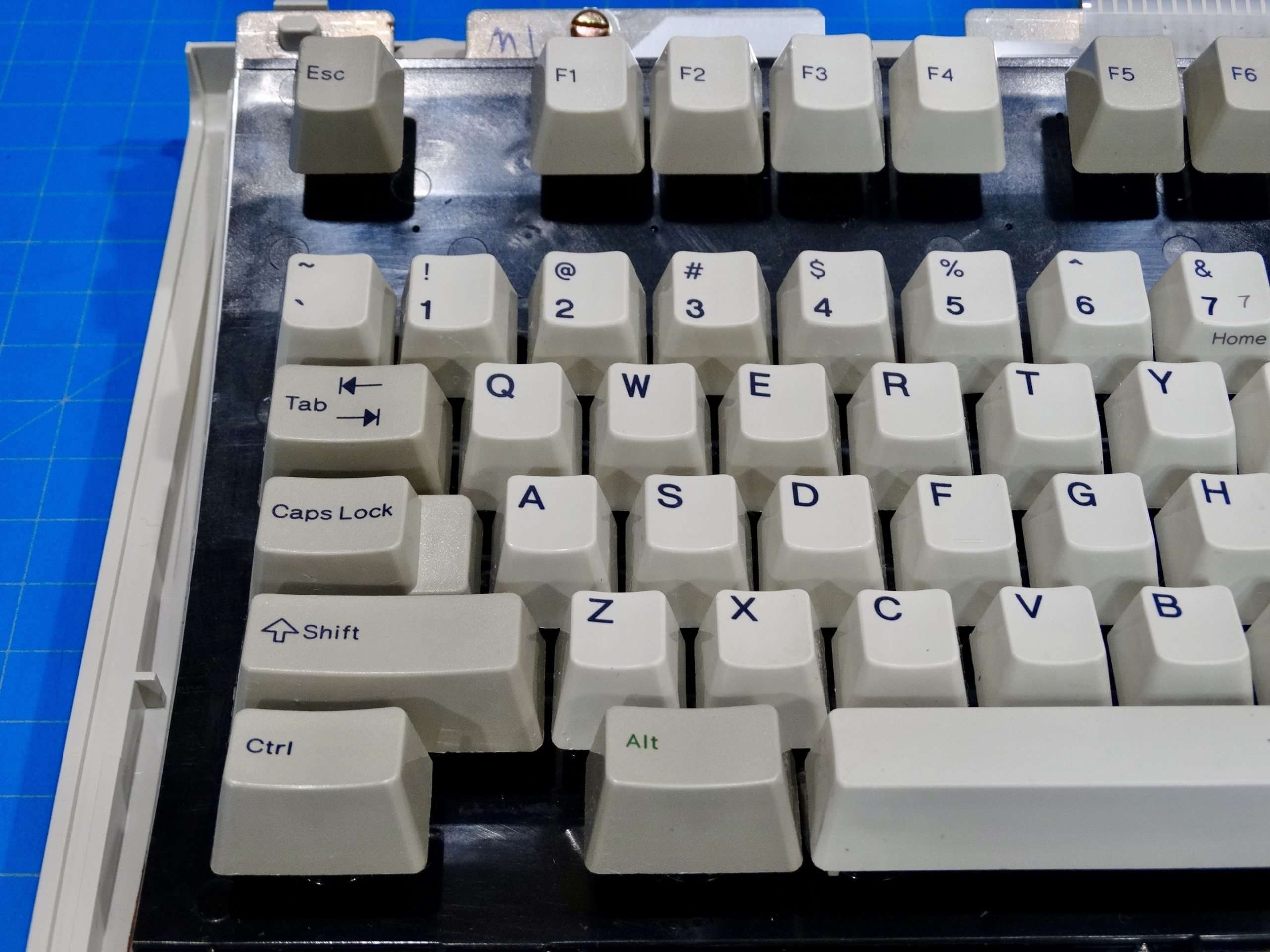 IBM model M 84-key (space saving SSK) 1397681 03-03-93