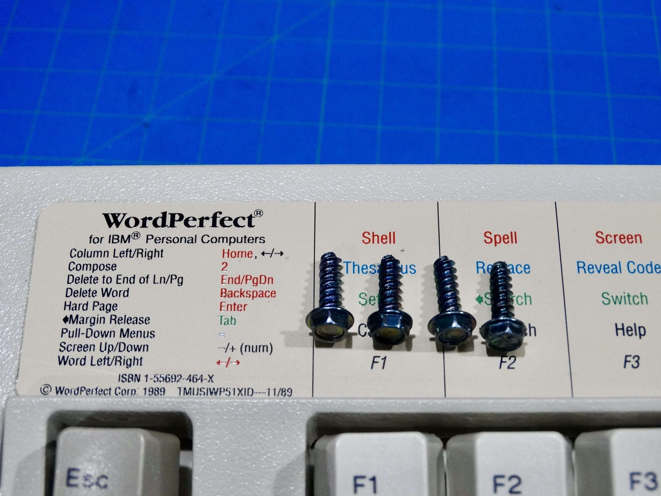 1989 IBM model M (1391401) Made by IBM 19 JUN 89 with