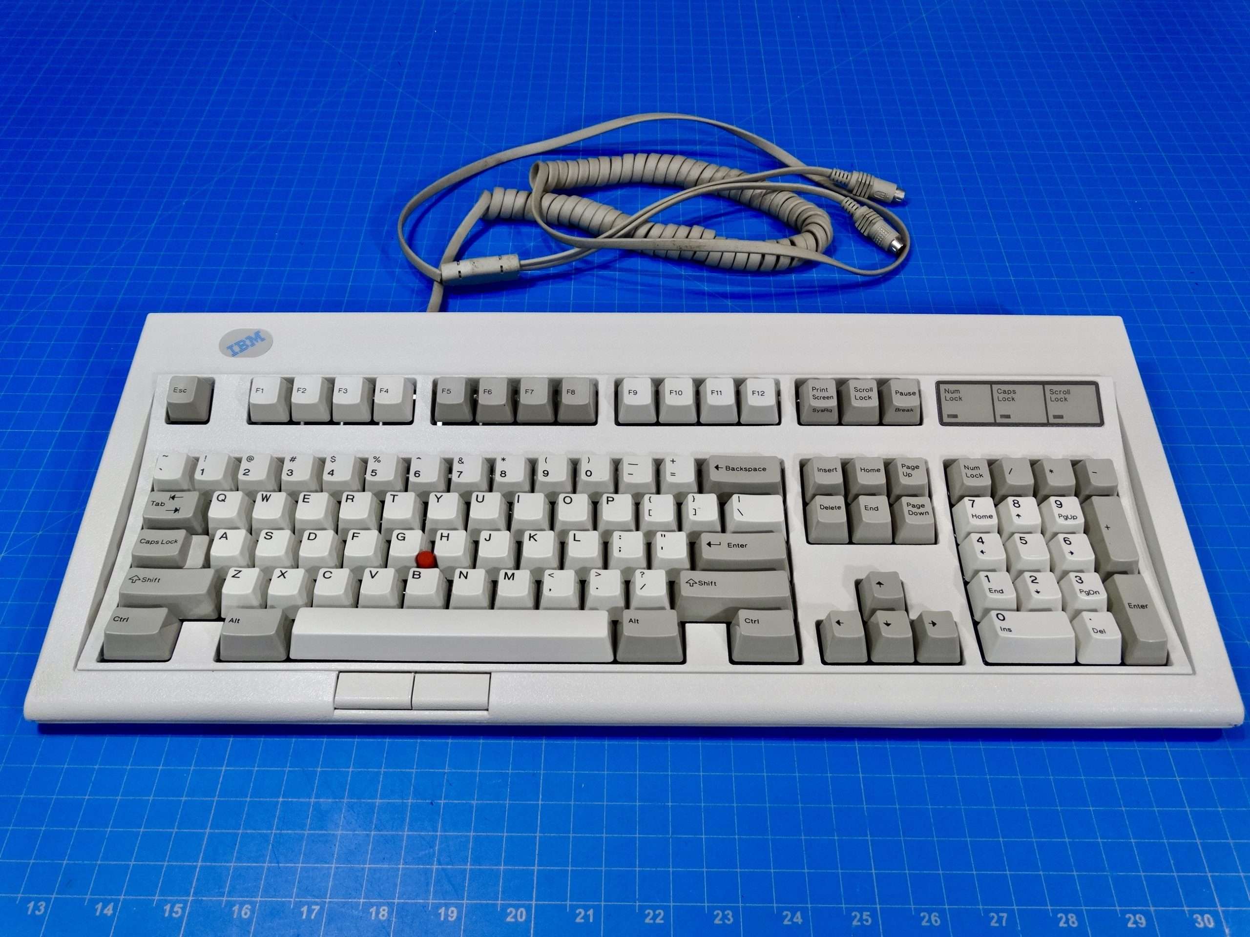 1996 IBM model M13 trackpoint II (92G7461) 10/21/95