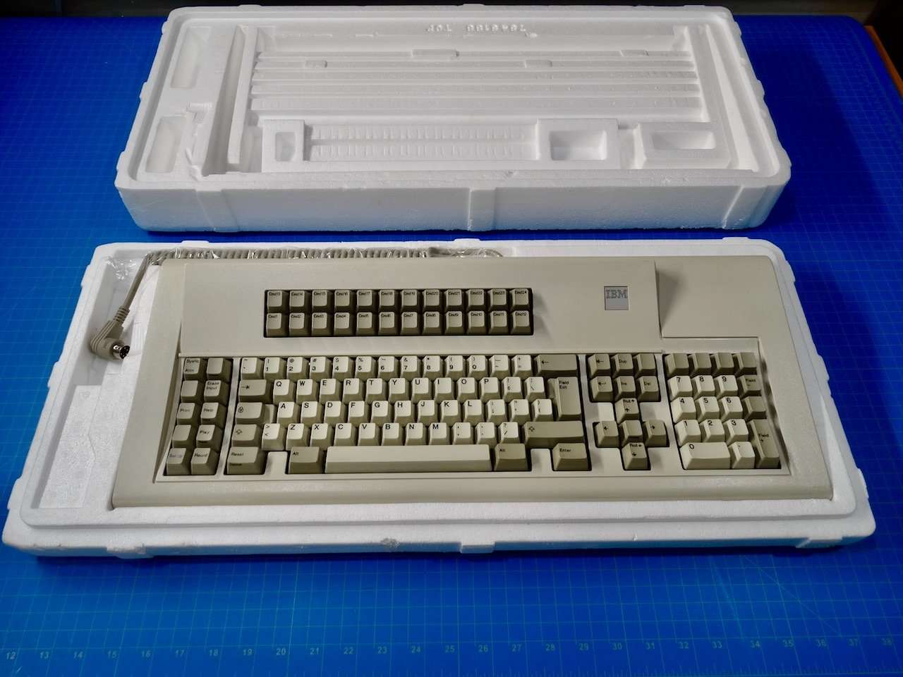 1996 IBM model M122 battleship (1390572) 2/17/96 with