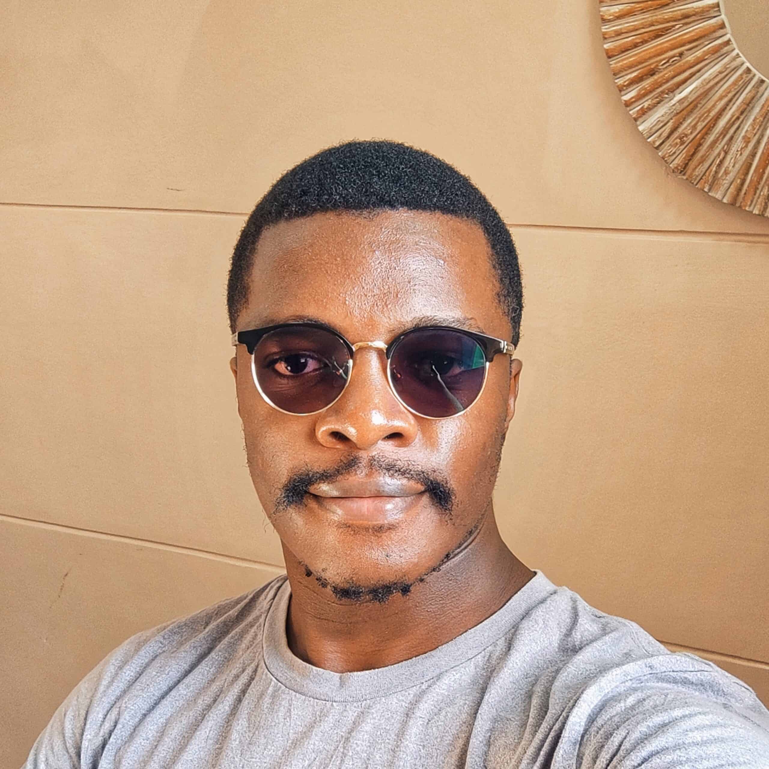 Arthur Eugene Sabayi, cybersecurity writer