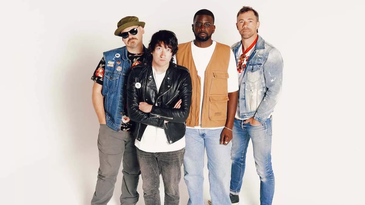 Plain White T's, Robin Thicke, Soulja Boy and more to